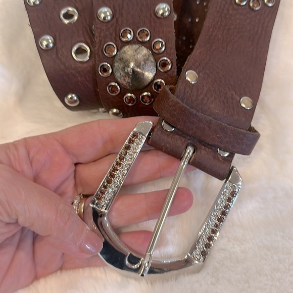 Leatherock Brown Leather Studded Crystal Embellished Belt SzM - Picture 2 of 16